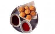 Chicken Balls (8 Pcs)