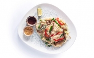 Thai Style Rice Noodle with Beef